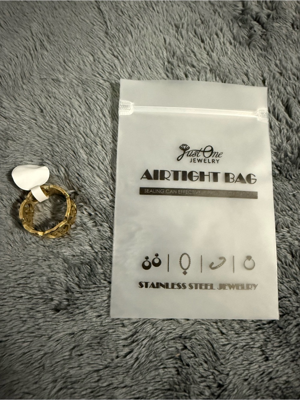 Gold-Tone Chain Link Ring - Gold